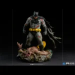 Batman: The Dark Knight Returns Diorama Sexta Escala | Iron Studios
